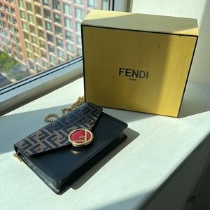 Fendi wallet on chain with Box and Dust bag